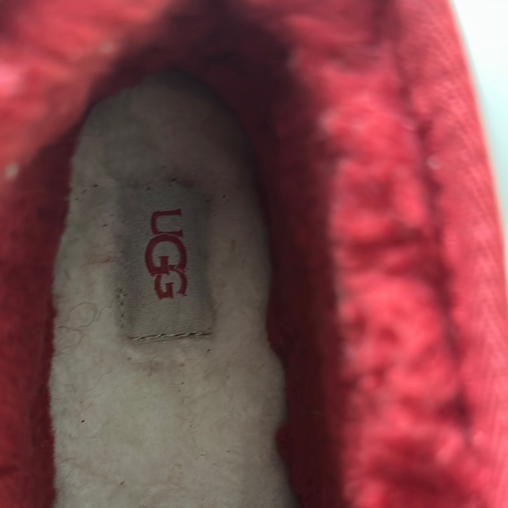 UGG Red Moccasin Shoes Plush Lining - Picture 9 of 13